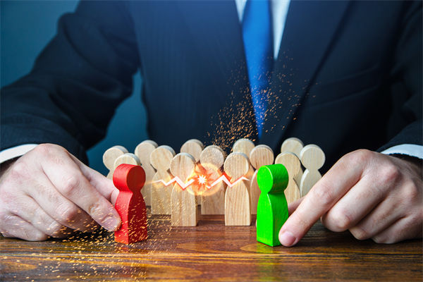 新老業(yè)務(wù)沖突不斷，企業(yè)戰(zhàn)略管理如何平衡布局？