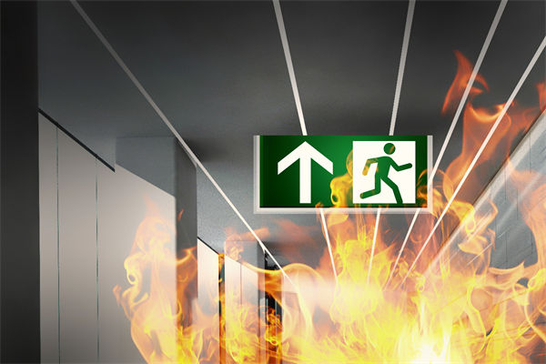 山東化工廠爆炸后樓房僅?？蚣?，對(duì)制造業(yè)有何啟示？