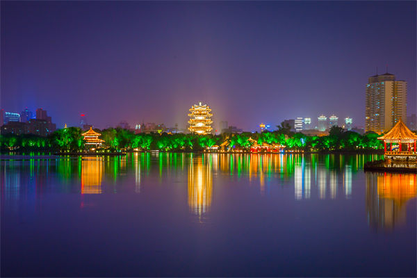 營銷轉(zhuǎn)化率低迷？濟南營銷咨詢公司如何精準(zhǔn)打通獲客變現(xiàn)鏈路？